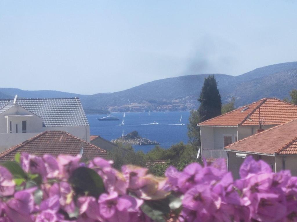 Apartments With A Parking Space Okrug Donji, Ciovo - 13732 Donji Okrug  Εξωτερικό φωτογραφία